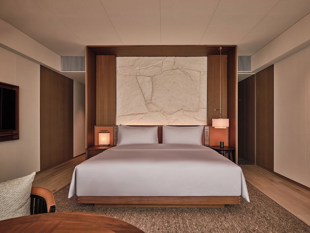 Deluxe Room, 1 King Bed (Osaka Castle View) - Photo 2