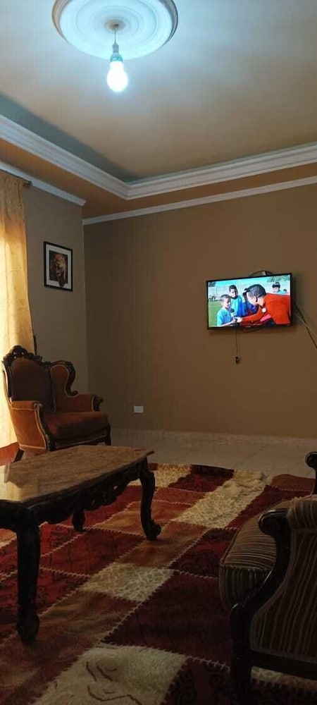 Apartment photo 3