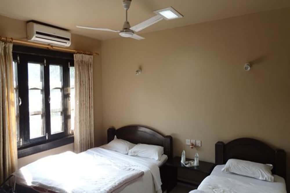 Deluxe Room, Garden View photo 2