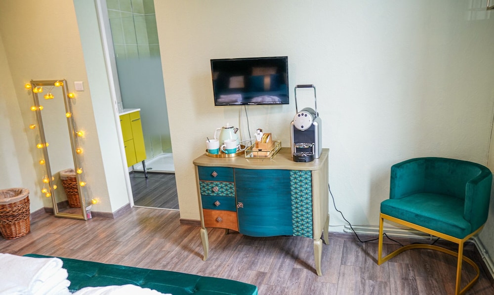 Room (Art Deco) photo 3