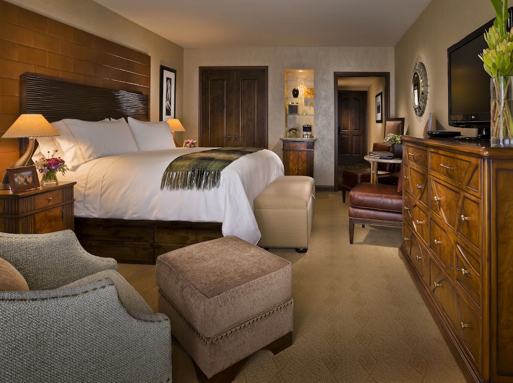 Room, 1 King Bed - Photo 5