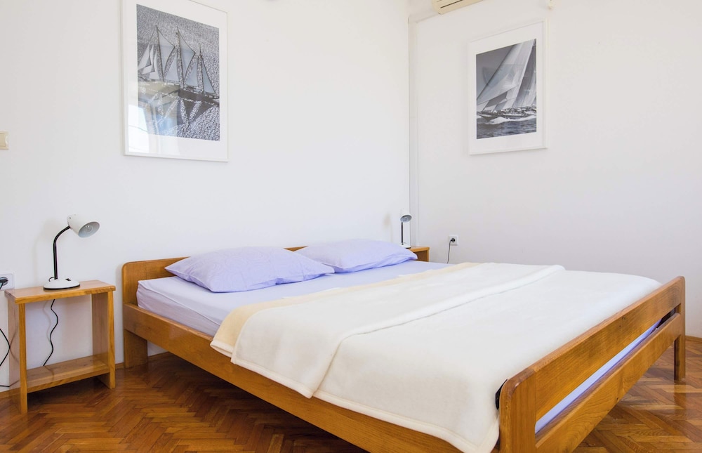 Studio (Apartments Vidak - Studio Apartment w) photo 2