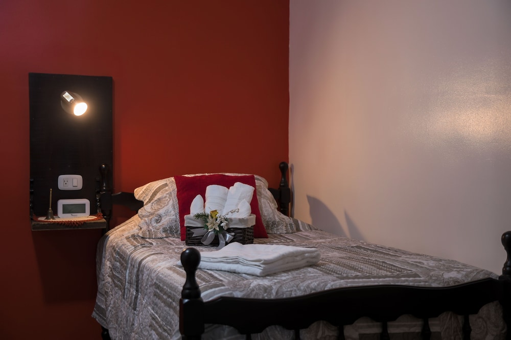 Comfort Room, 2 Twin Beds, Non Smoking photo 3