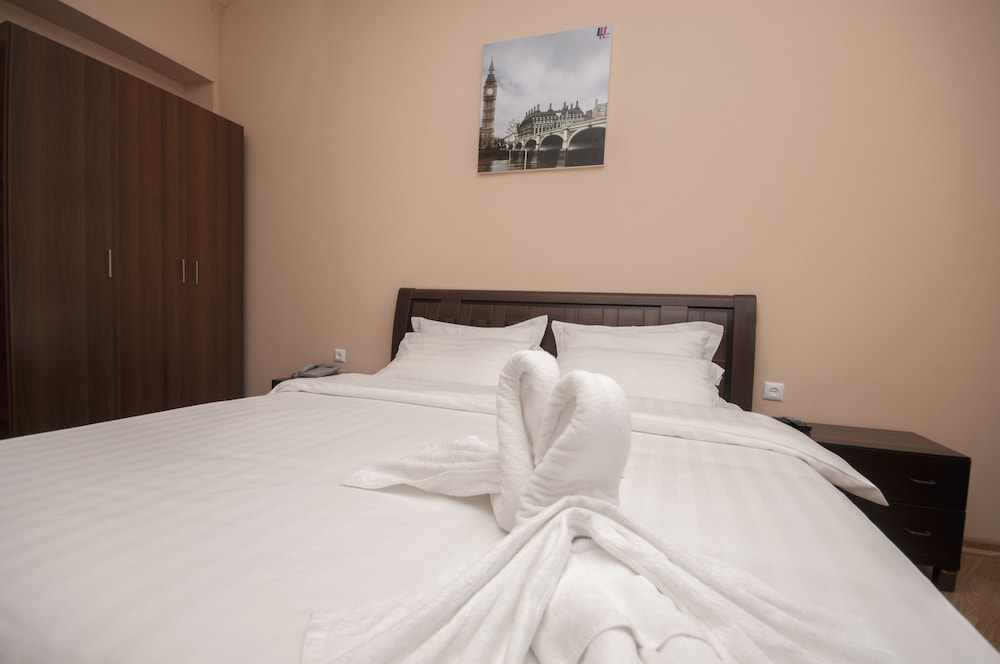 Suite, 1 Bedroom photo 1