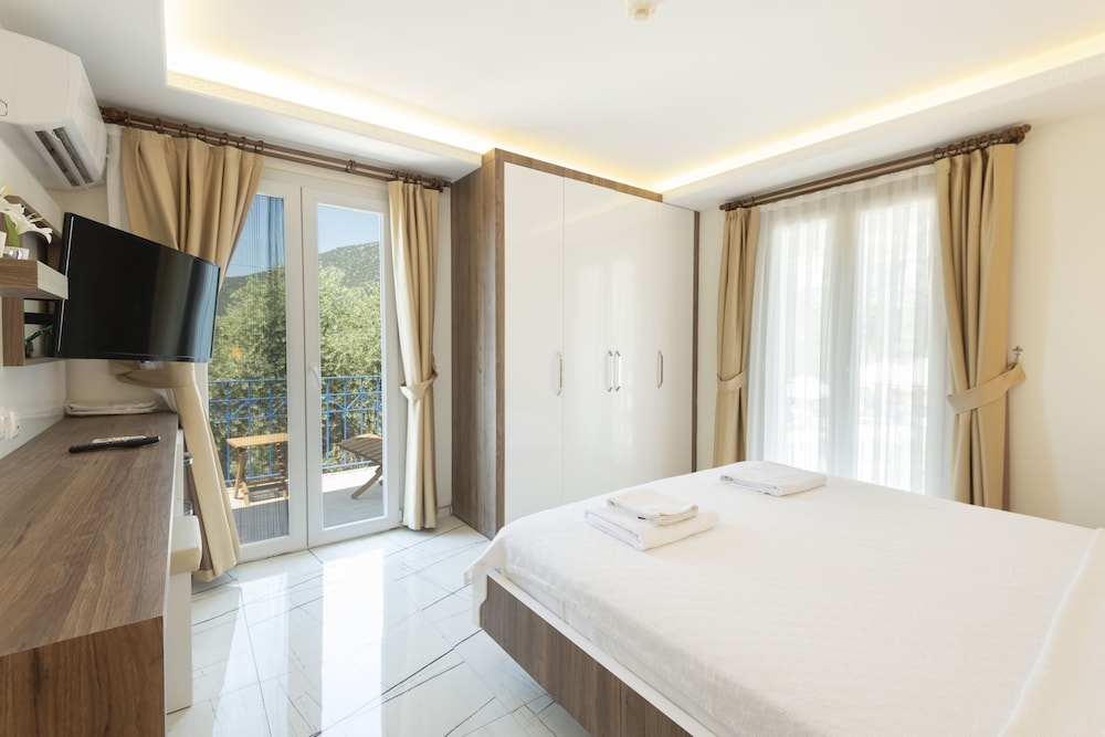 Executive Apartment, 3 Bedrooms, Annex Building photo 2