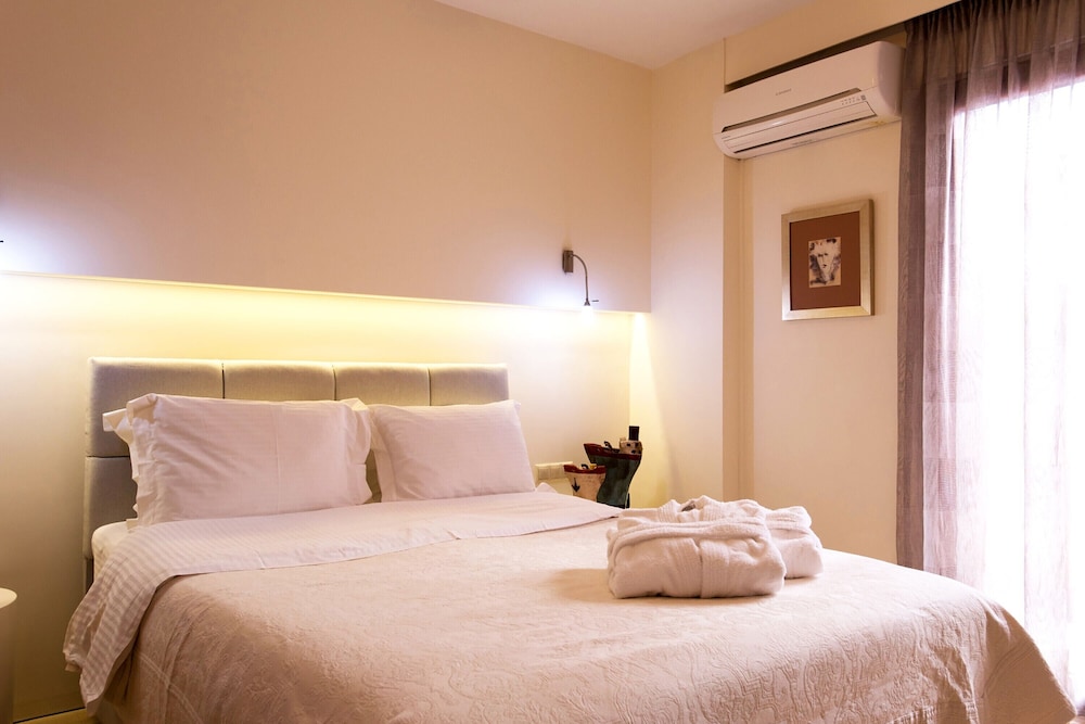 2 Bedroom House without Pool with Sea View