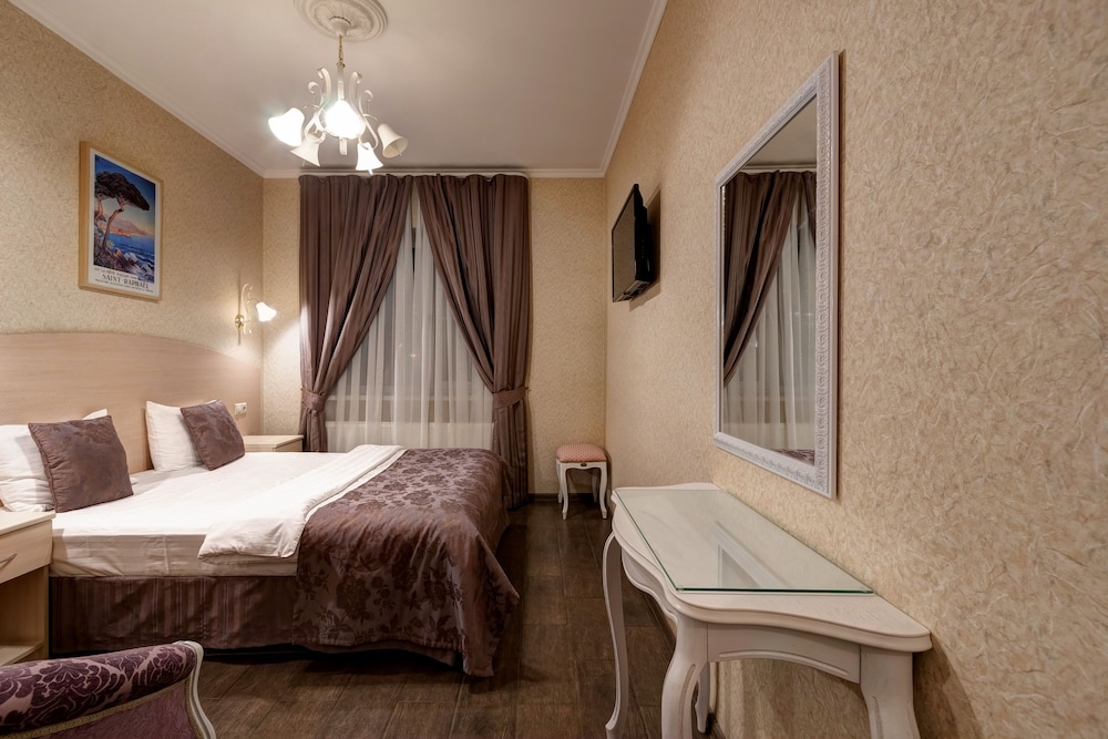 Double Room, 1 Queen Bed, Non Smoking photo 1