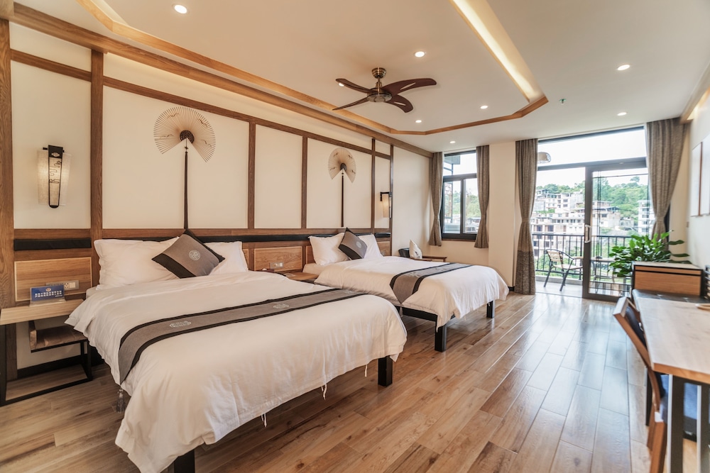 Reopening Promotion - Deluxe Twin Room photo 1