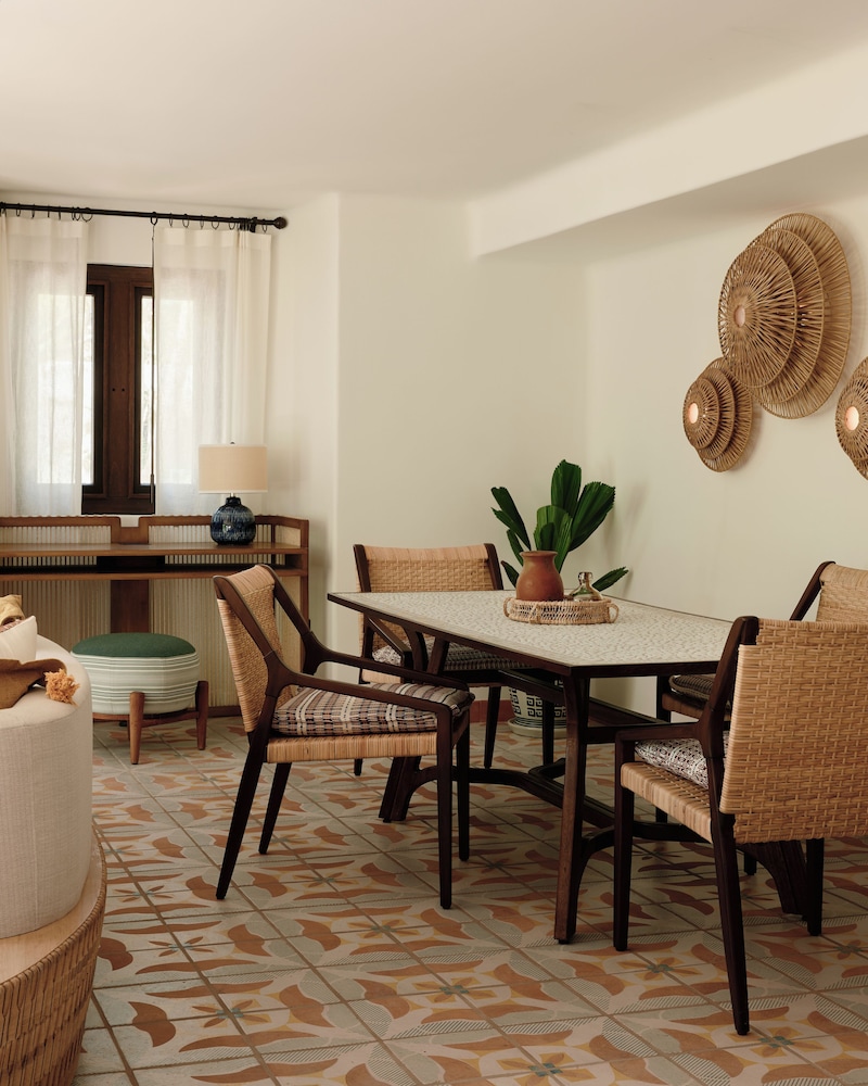 Ocean View Premium Suite - Photo 6