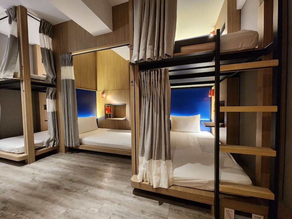 Mixed Dormitory Room for 5 pax - bunk beds