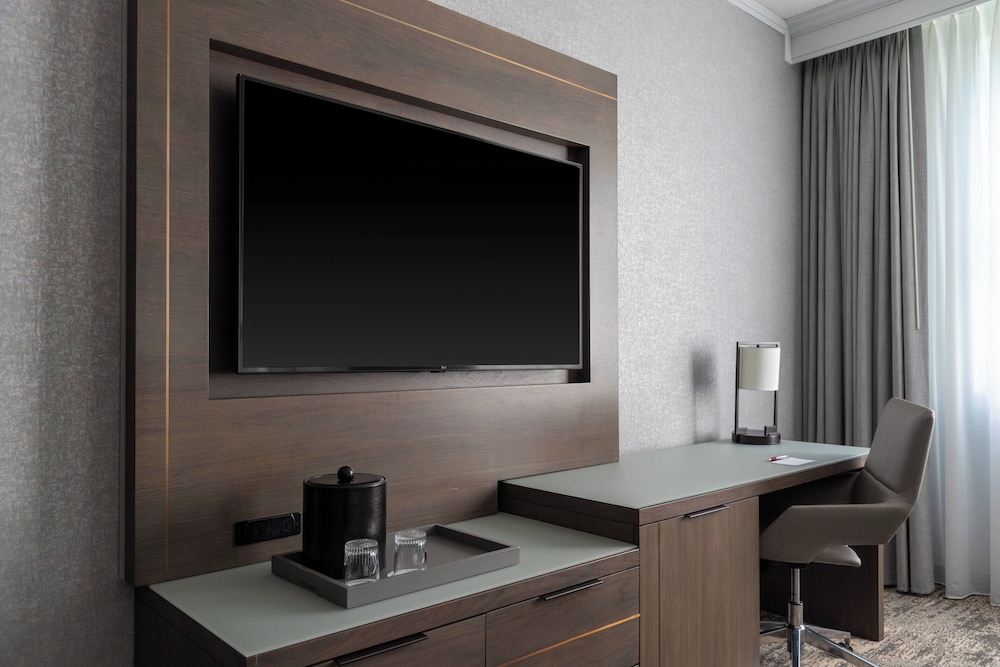 Room - Photo 3