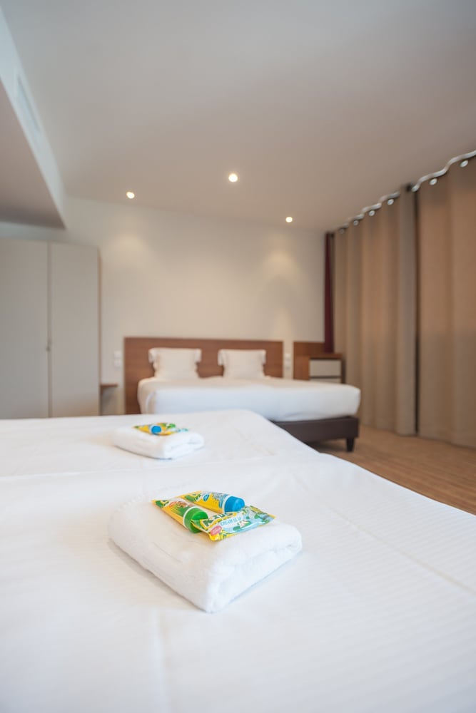 Family Room, 1 Double Bed With Sofa Bed