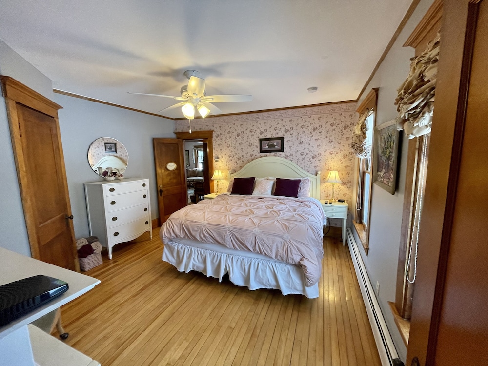 The Willoughby Room (1st Floor) photo 1