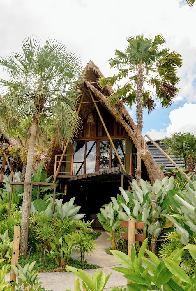 Bamboo Duplex Suite Villa 4 - Photo 11