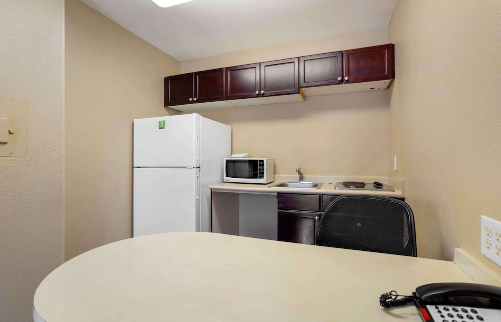 Extended Stay America Suites - Phoenix - Chandler - E Chandler Blvd, Photo 4
