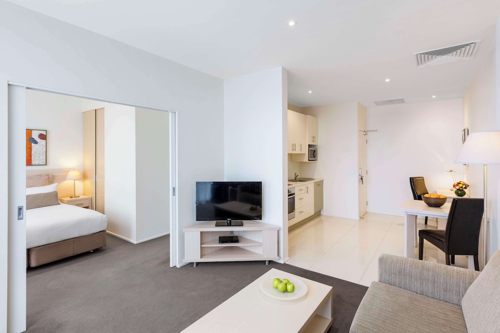 Three Bedroom Apartment (No Housekeeping) - Photo 3