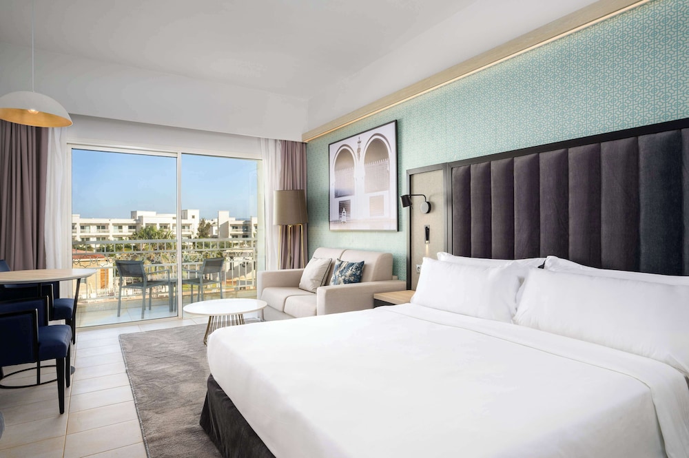 Superior Room, Balcony, Garden View