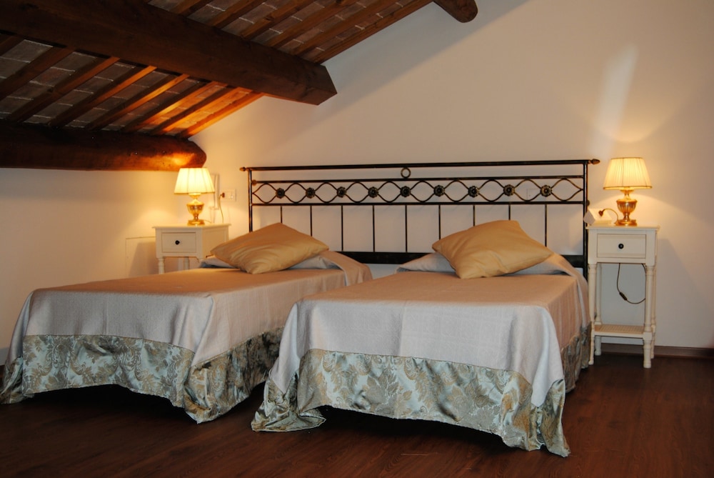 Standard Double or Twin Room, 1 Queen Bed, Non Smoking, Garden View photo 1