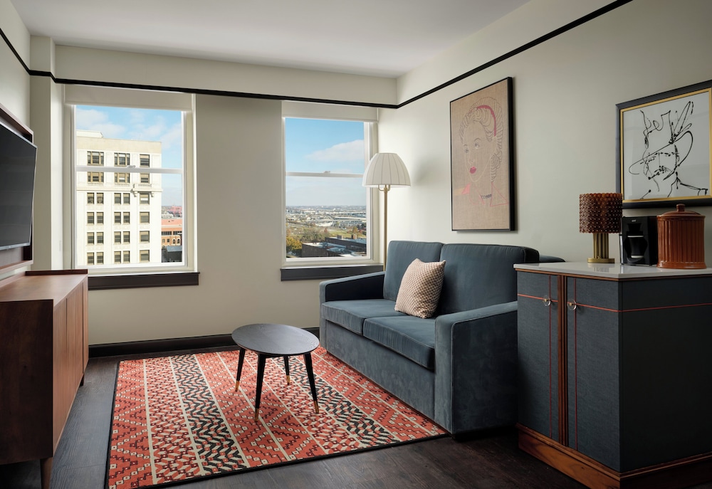Suite, 1 King Bed with Sofa bed thumbnail 5