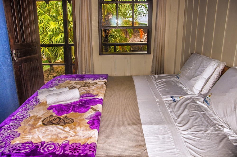 Comfort Triple Room, Ensuite (King Size Rede) photo 1