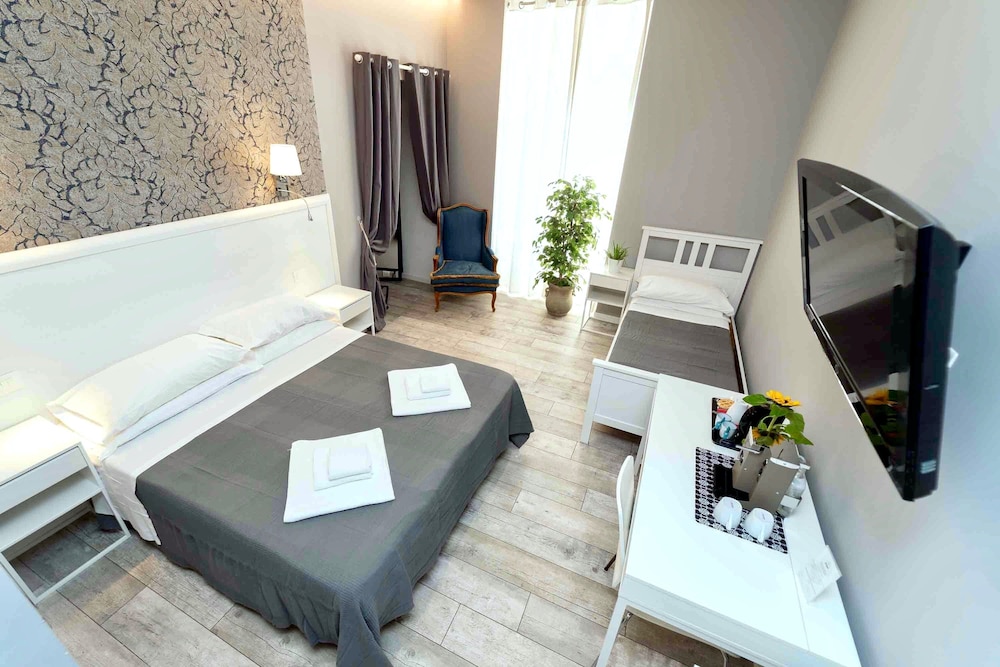Deluxe Triple Room photo 1