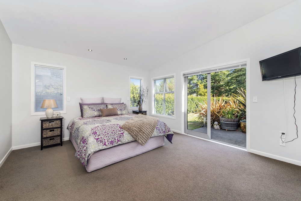 The Lavender Room photo 1