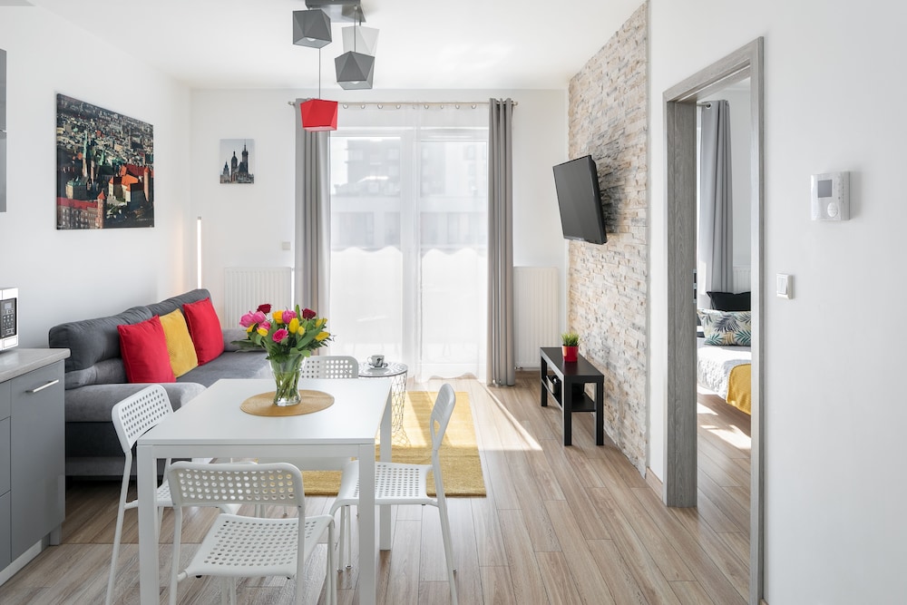 Family Apartment, 1 Bedroom, Balcony (Rakowicka 22H st.)