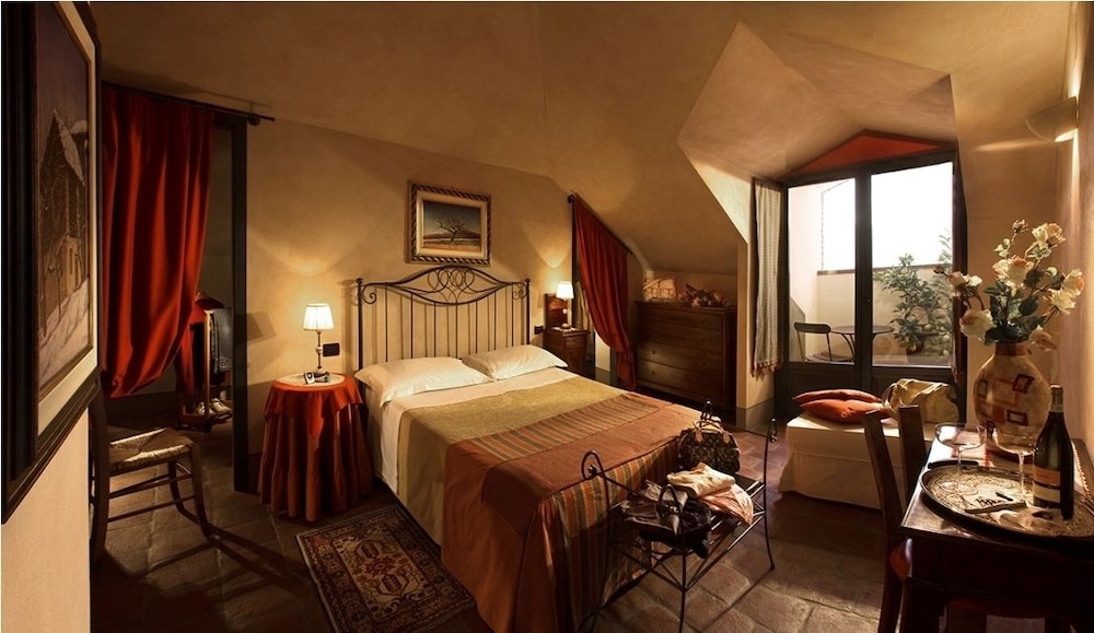 Deluxe Suite, 1 Bedroom, Kitchenette, Vineyard View