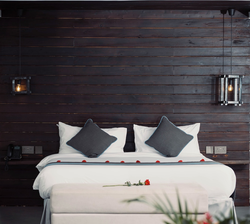 Executive Room, Courtyard View