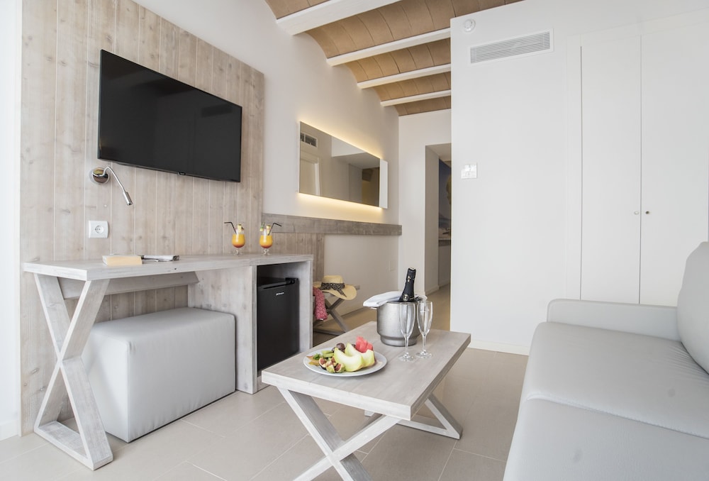 Junior Suite, Terrace, Ground Floor photo 2