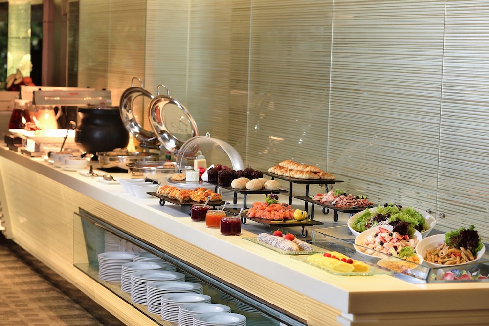 Club Premier Room