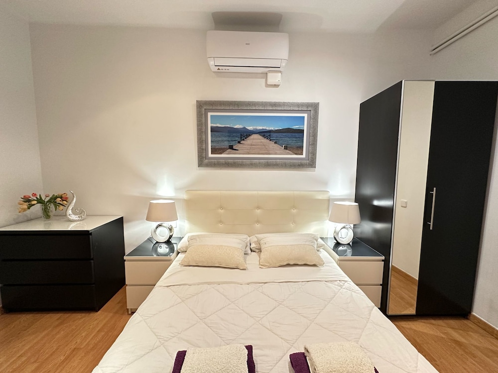 Double Room, Shared Bathroom photo 2