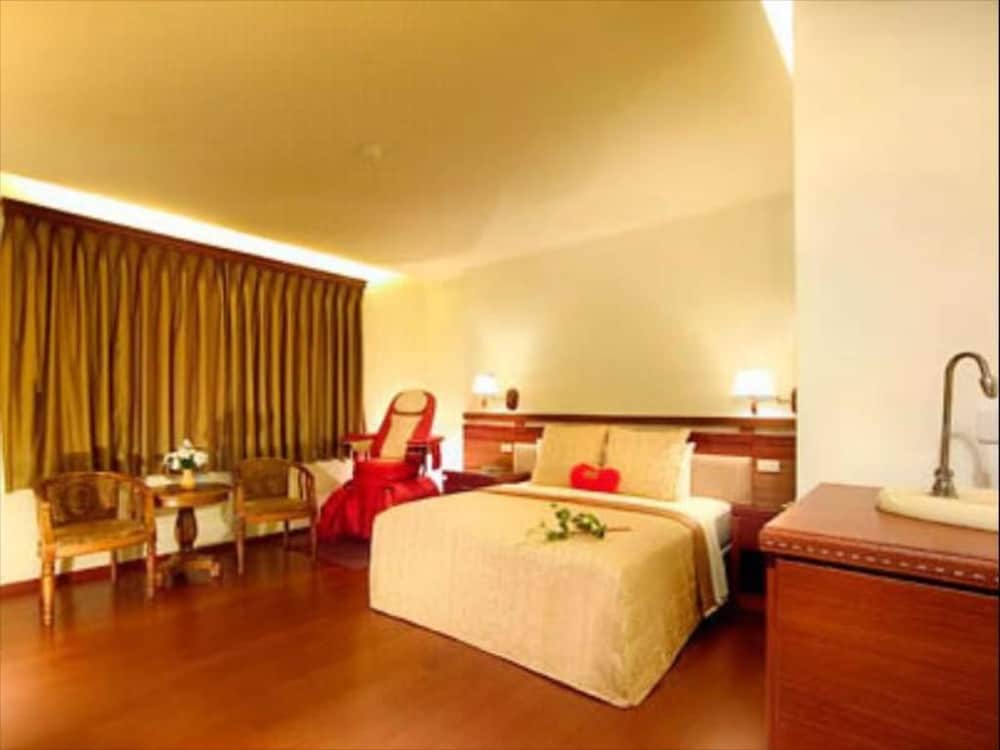 Double Room - Photo 10