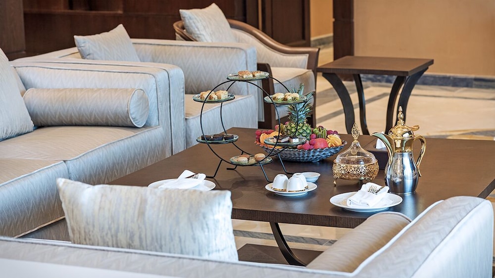 Royal Suite - Photo 14