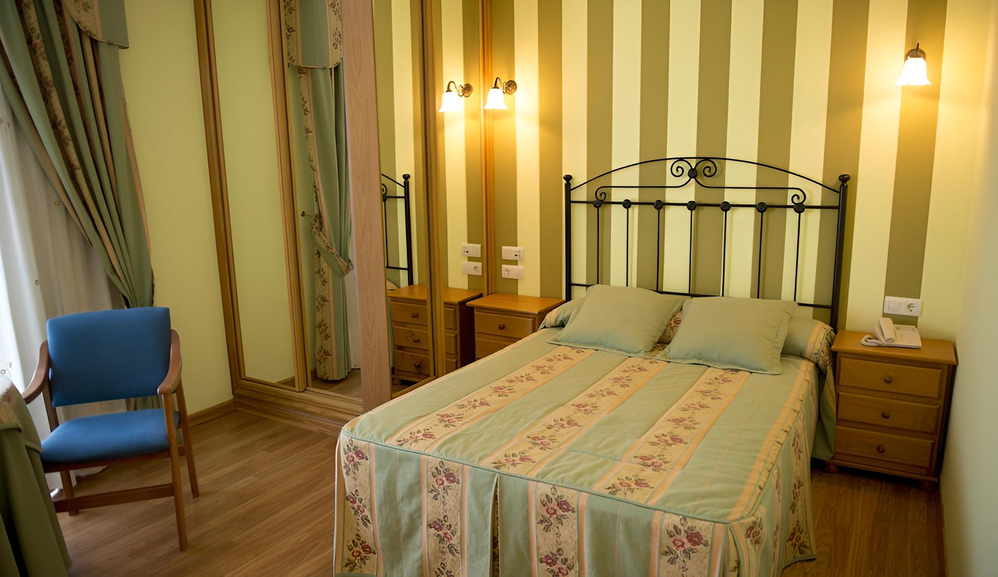 Double Room, Jetted Tub photo 2