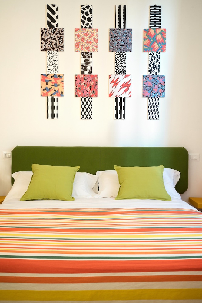 Triple Room (80s) photo 3