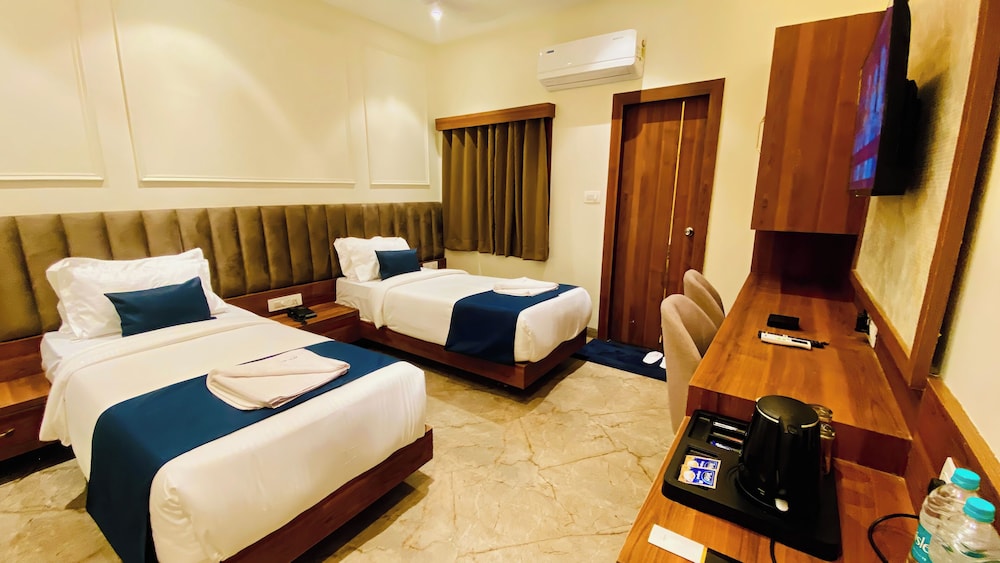 Corporate Classic Room