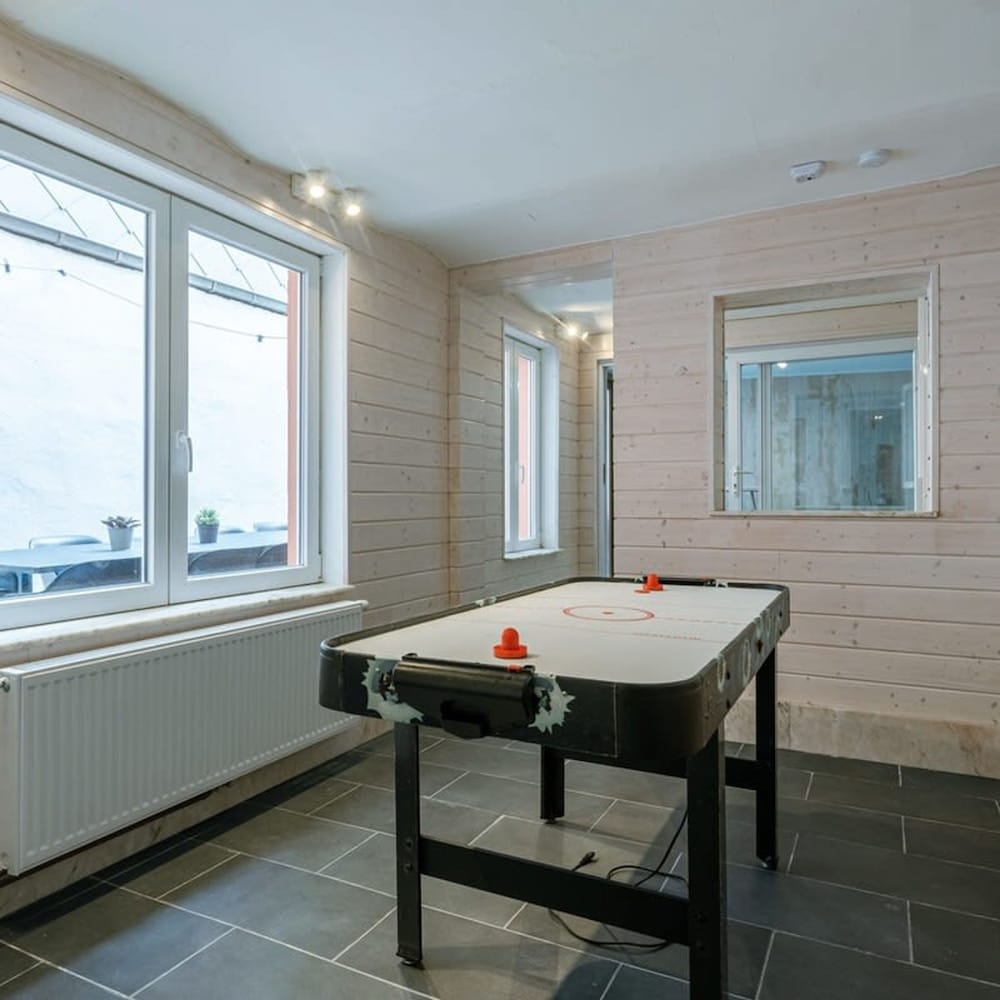 Beautiful and Spacious Vacation Home With Parking, Billede 29