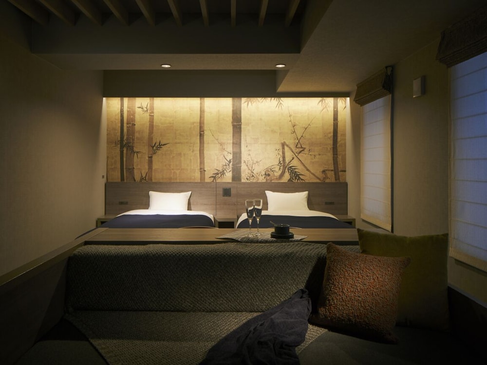 Superior 1BR with 3beds (with Terrace) Non Smoking - Photo 1
