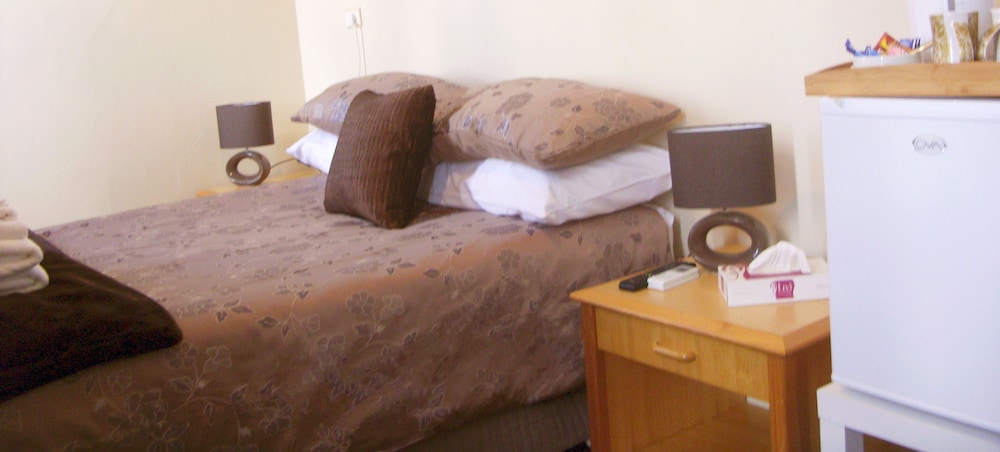 Double Bed Room En Suite