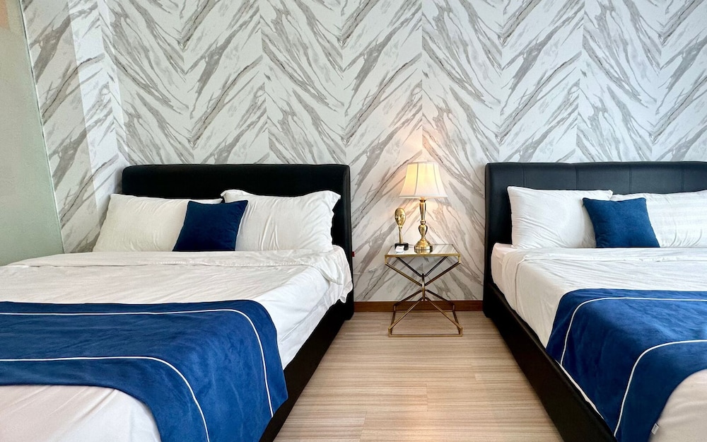 Elite Apartment, 3 Bedrooms, Private Bathroom, City View photo 3