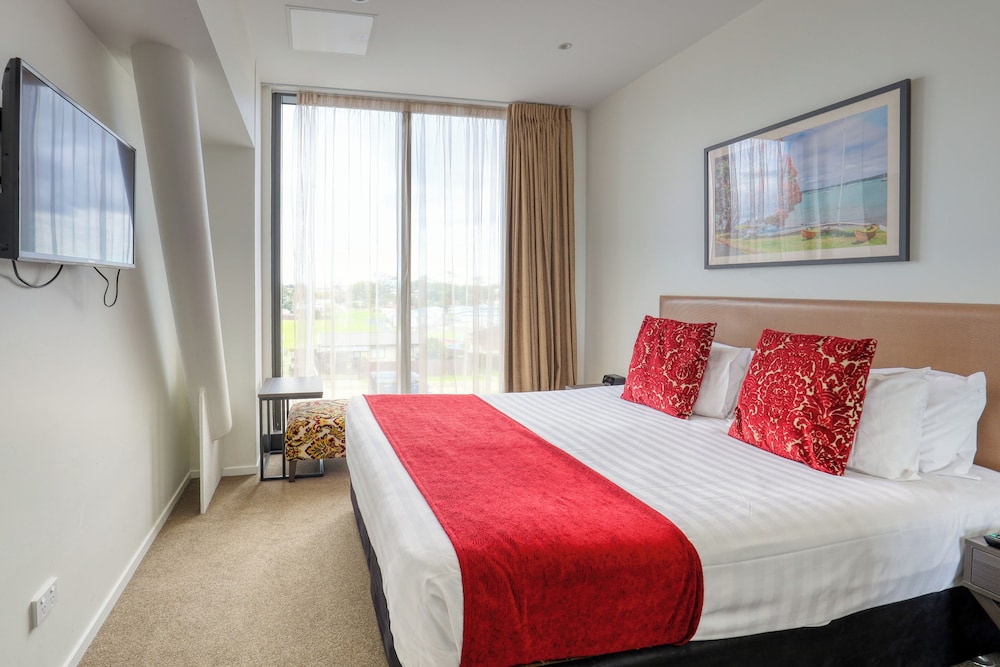 Deluxe Room, Non Smoking - Photo 2