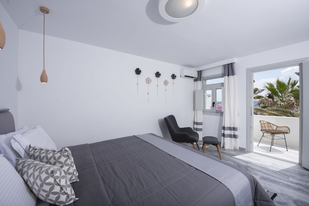 House, Sea View (Maisonette)