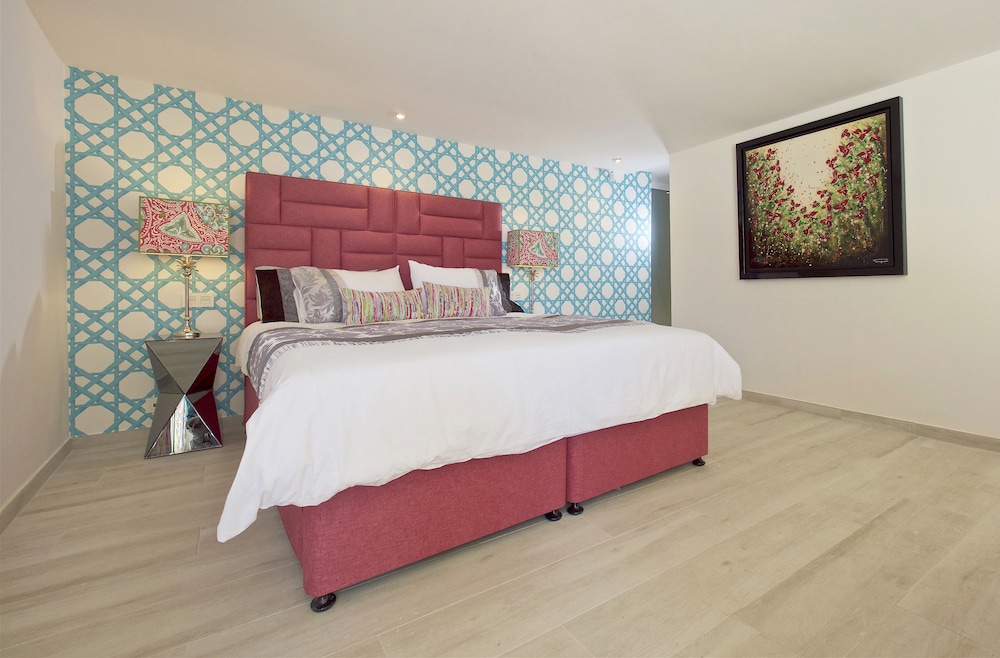 Habitación Doble Deluxe, baño privado, vista a la piscina (Suite Lemon Tree)