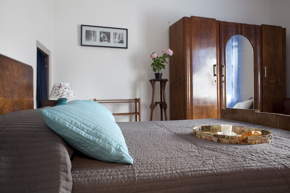 Basic Room photo 1