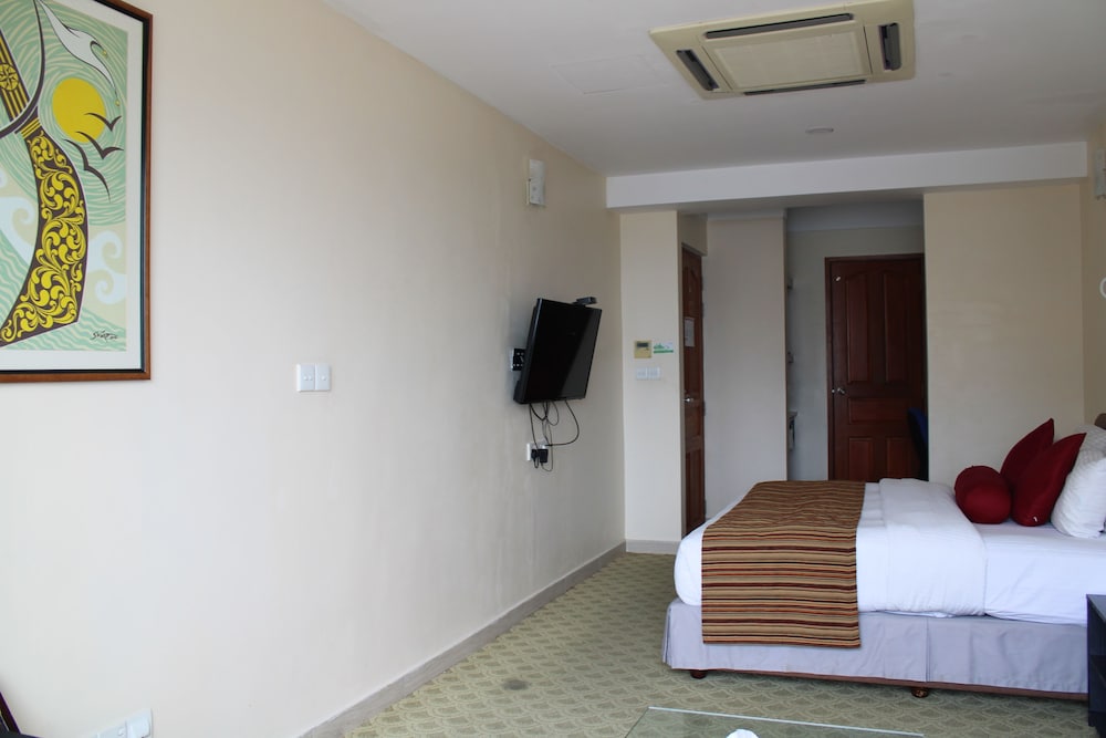 Deluxe Room - Photo 5