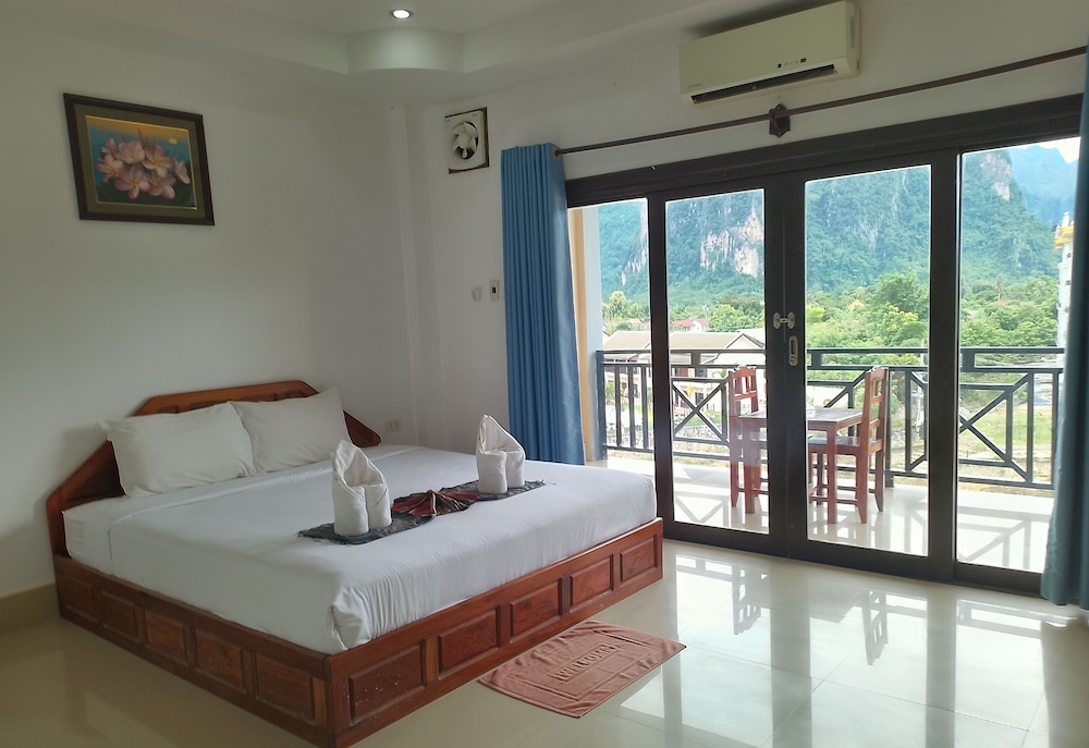 Superior Double Room, River View photo 1
