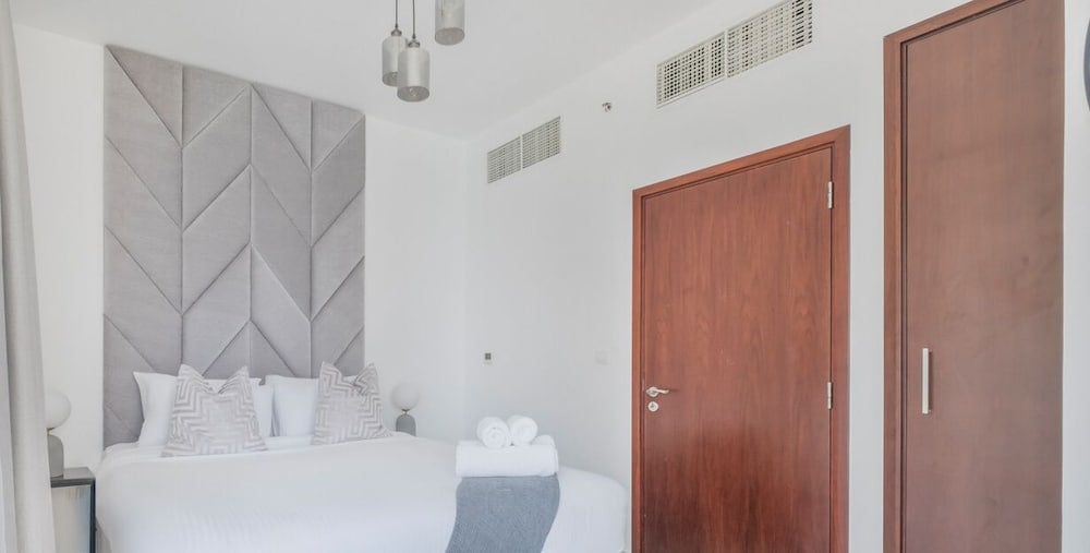 Apartment, City View
