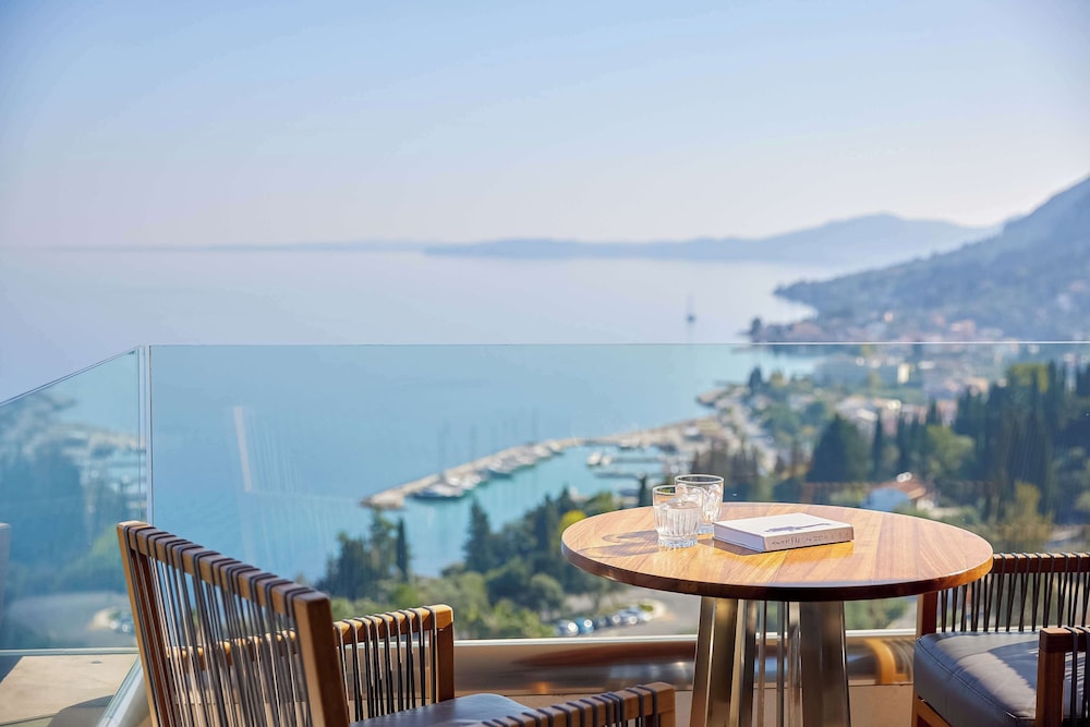 Ionian Sea View Corner Suite - Photo 2