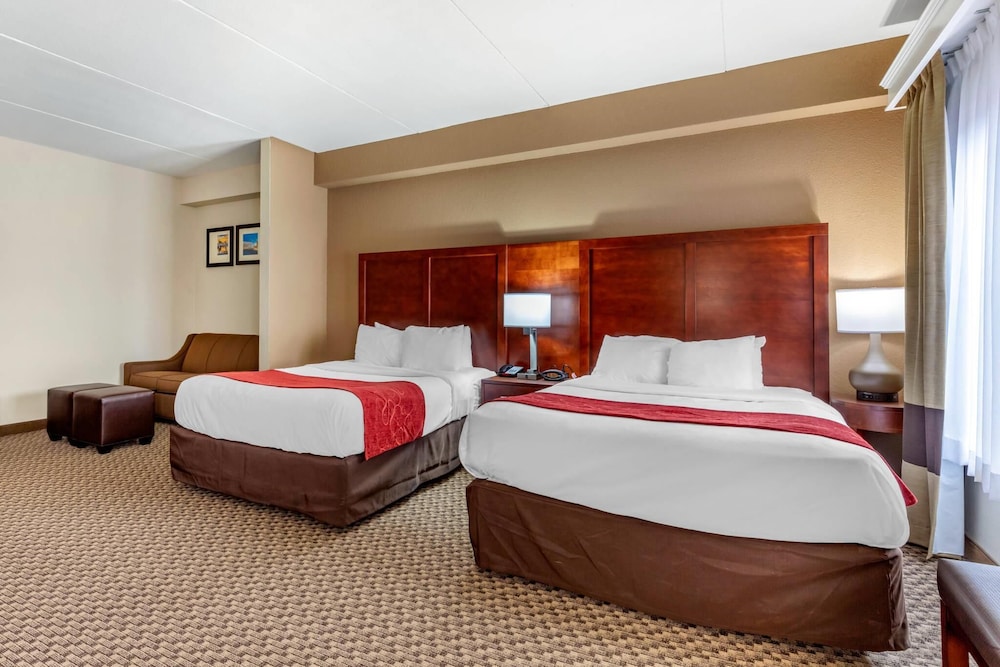Suite, 2 Queen Beds, Accessible, Non Smoking - Photo 4